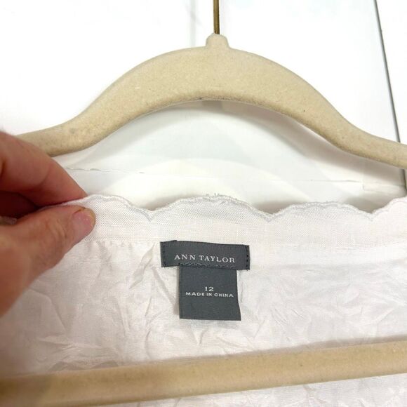 Ann Taylor Top Vintage Linen 12 White Sleeveless Embroidered Scallop V Blouse - Picture 2 of 15